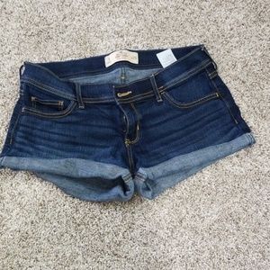 Hollister Low Rise Short-Short